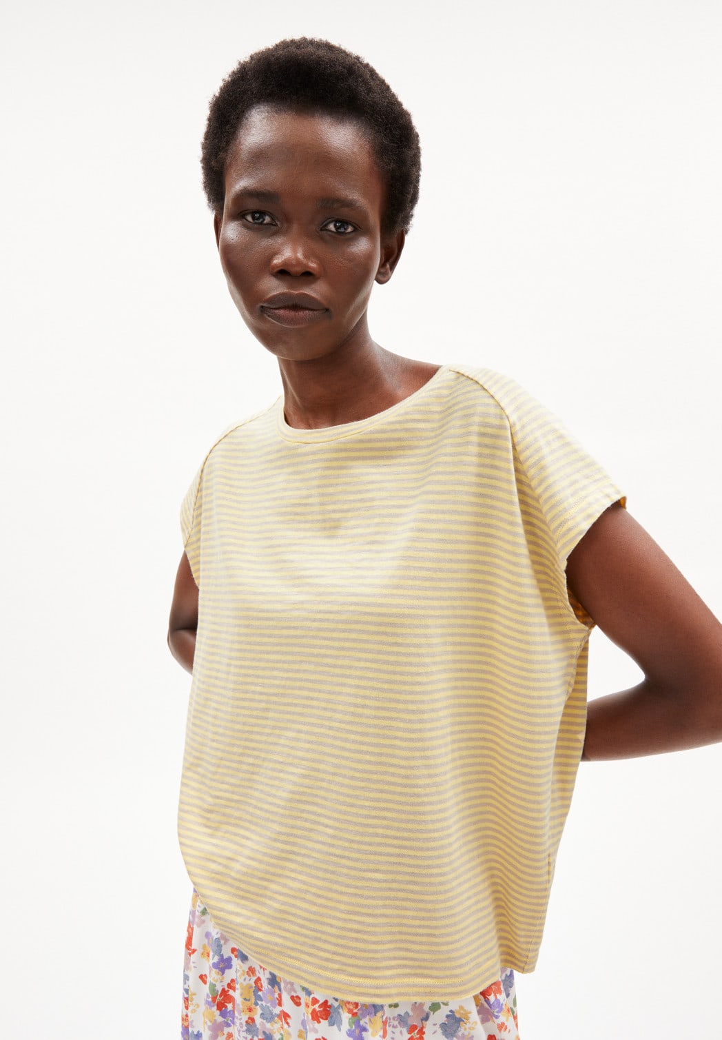 Ofeliaa Lovely Stripes T-Shirt aus Bio-Baumwolle straw-light desert S