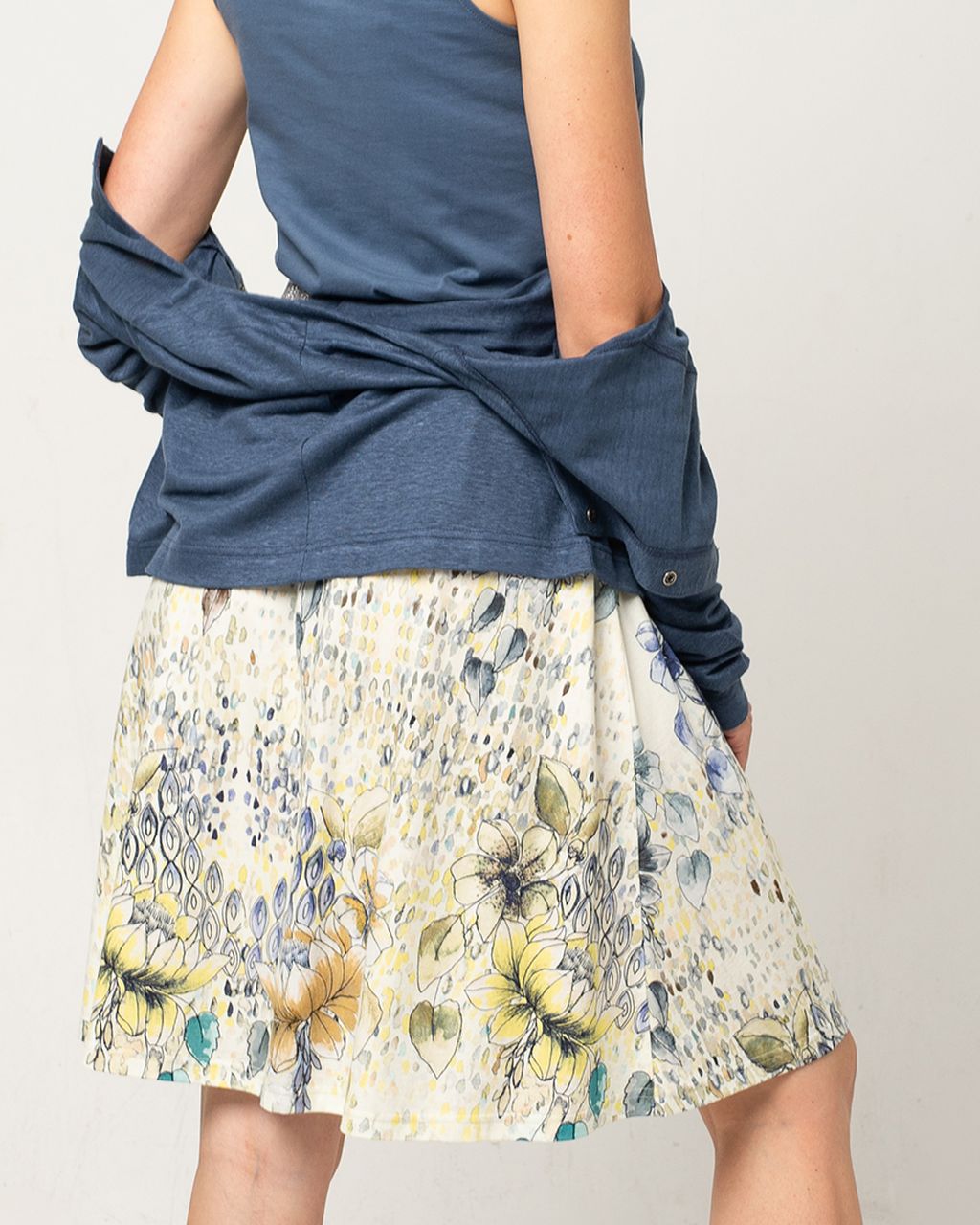 Art-Flower Skirt Opal L